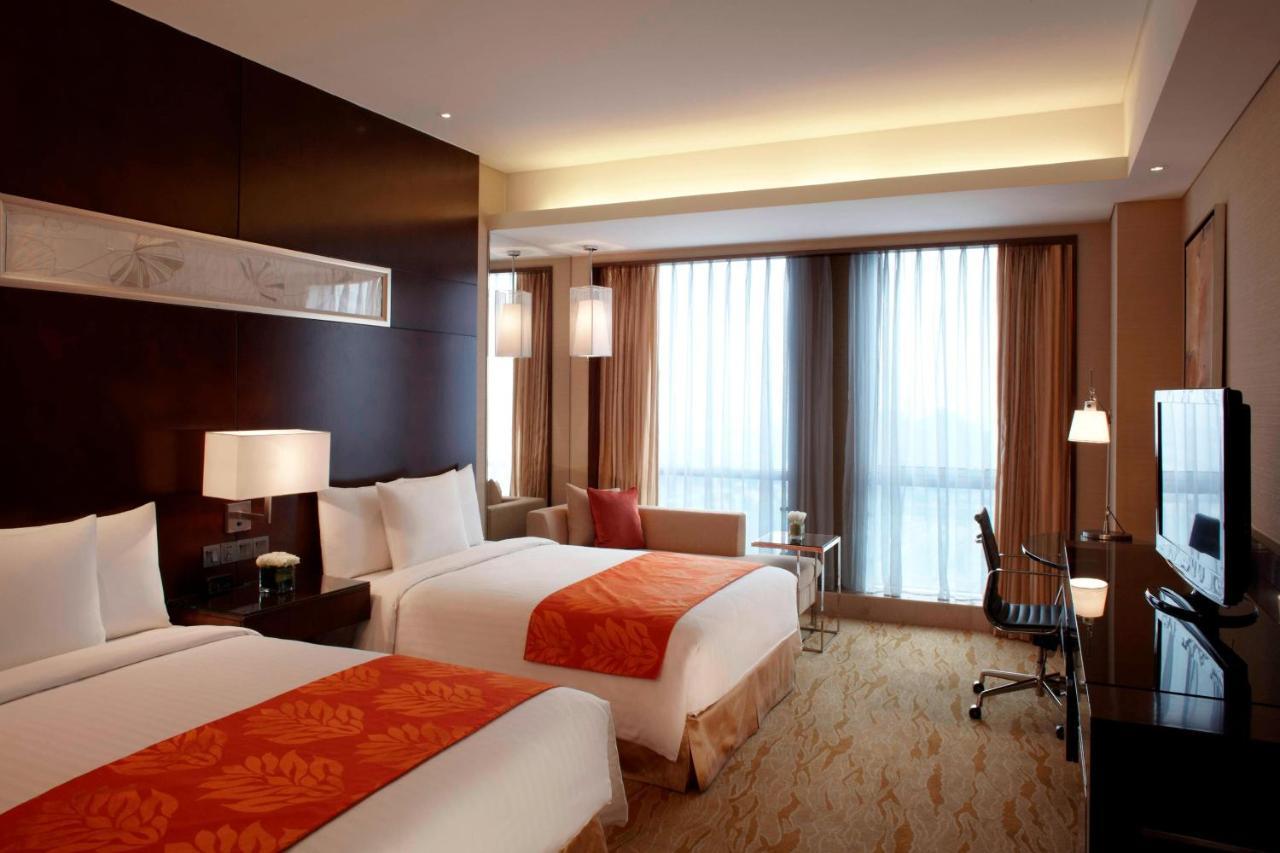 Courtyard By Marriott Shanghai Jiading Экстерьер фото