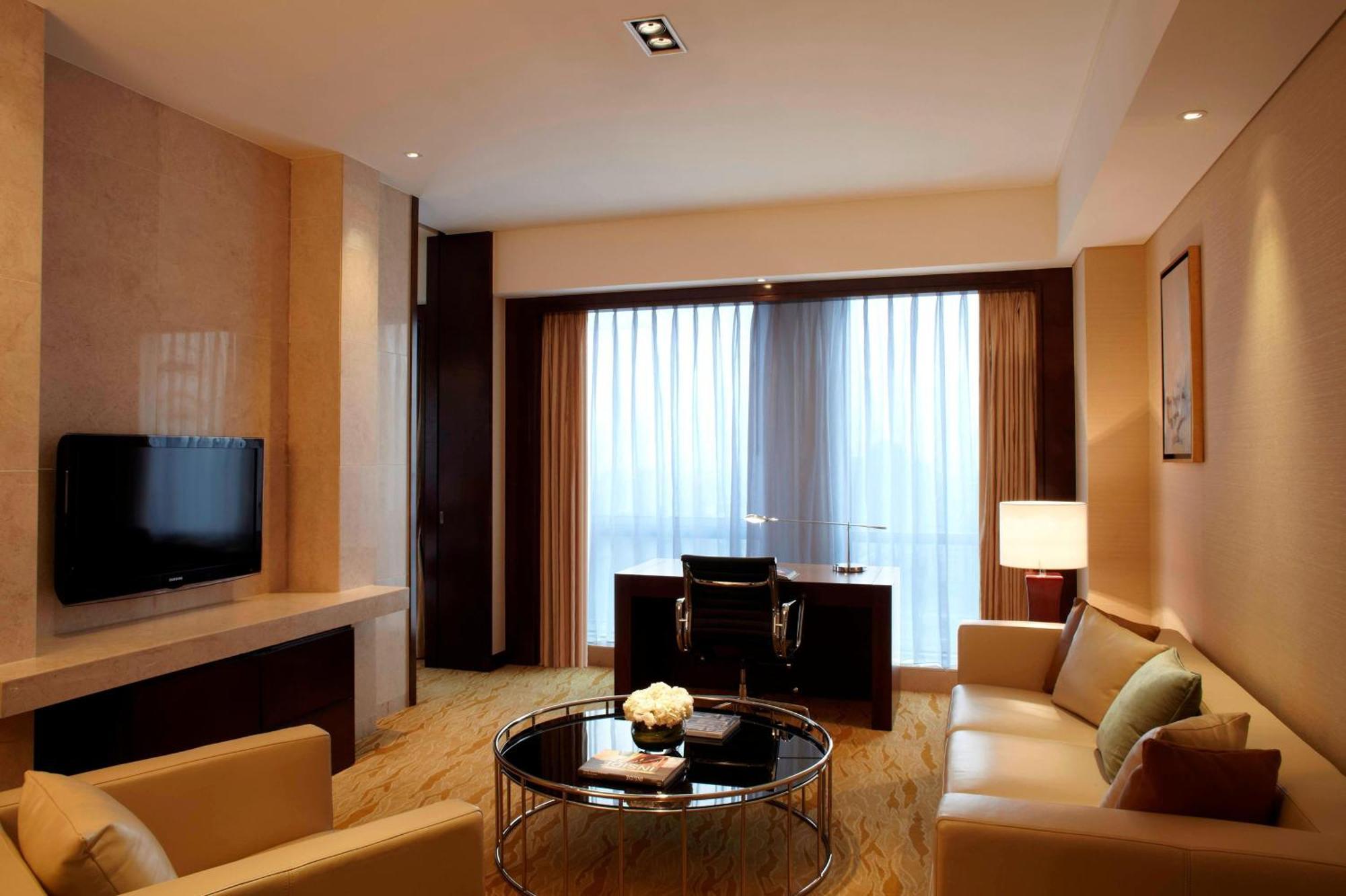 Courtyard By Marriott Shanghai Jiading Экстерьер фото