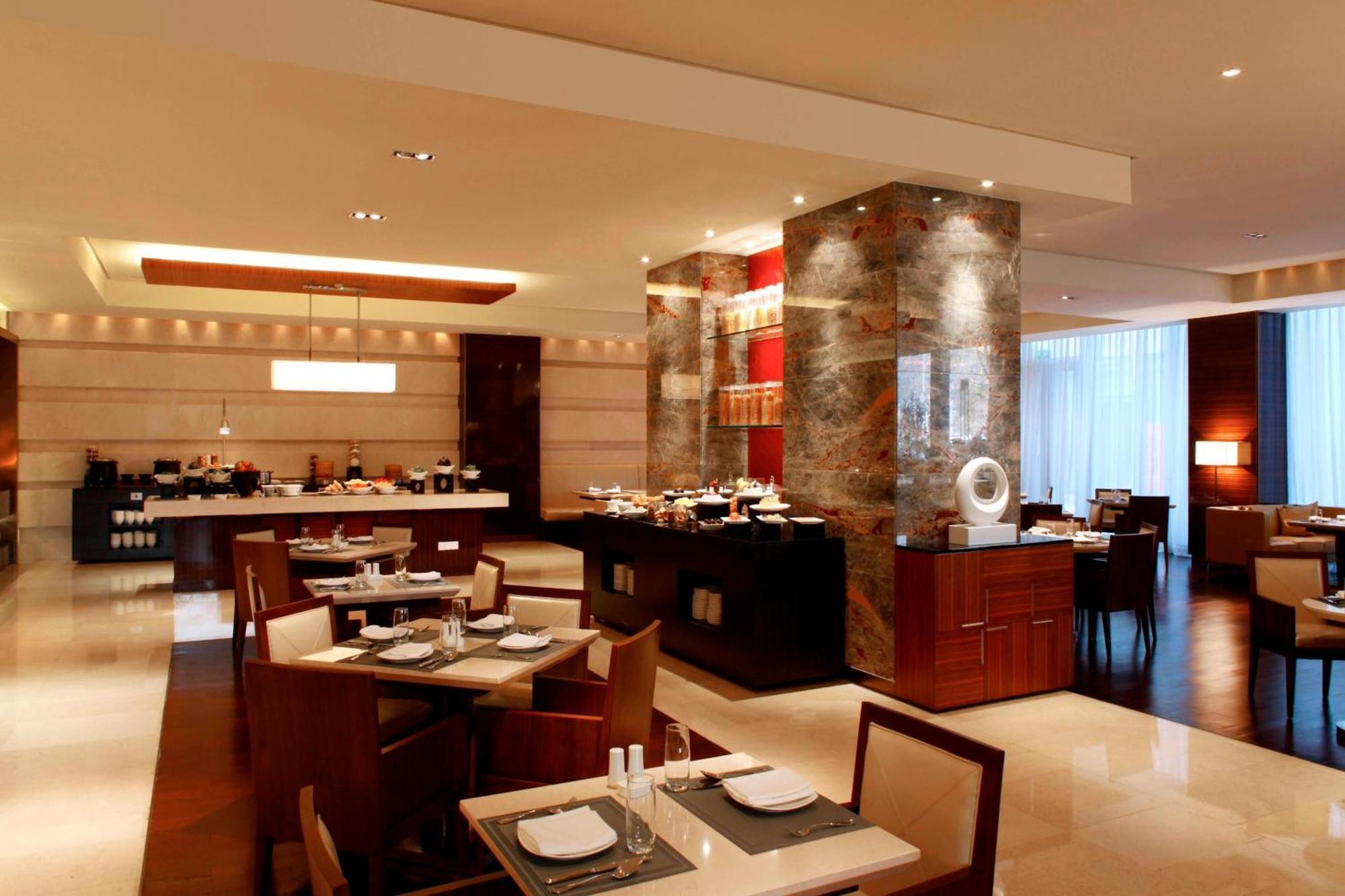 Courtyard By Marriott Shanghai Jiading Экстерьер фото